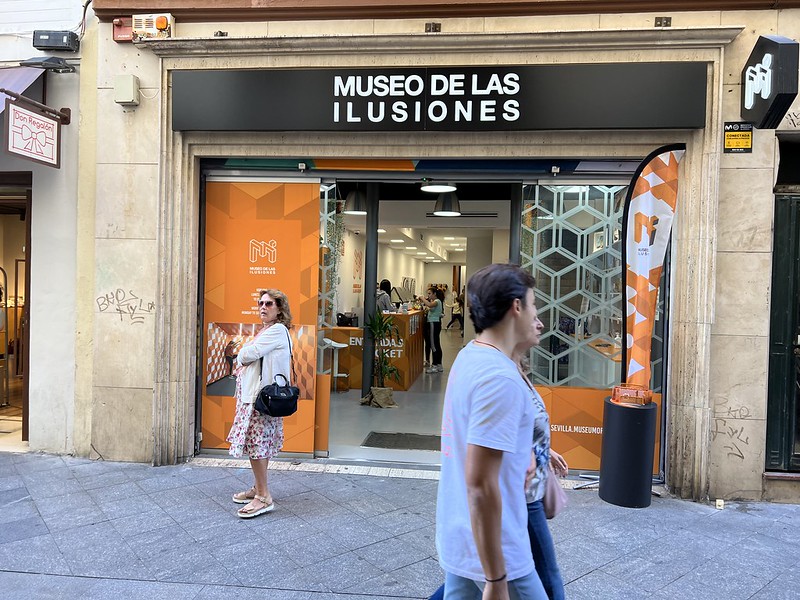 Exterior del Museo de las Ilusiones de Madrid